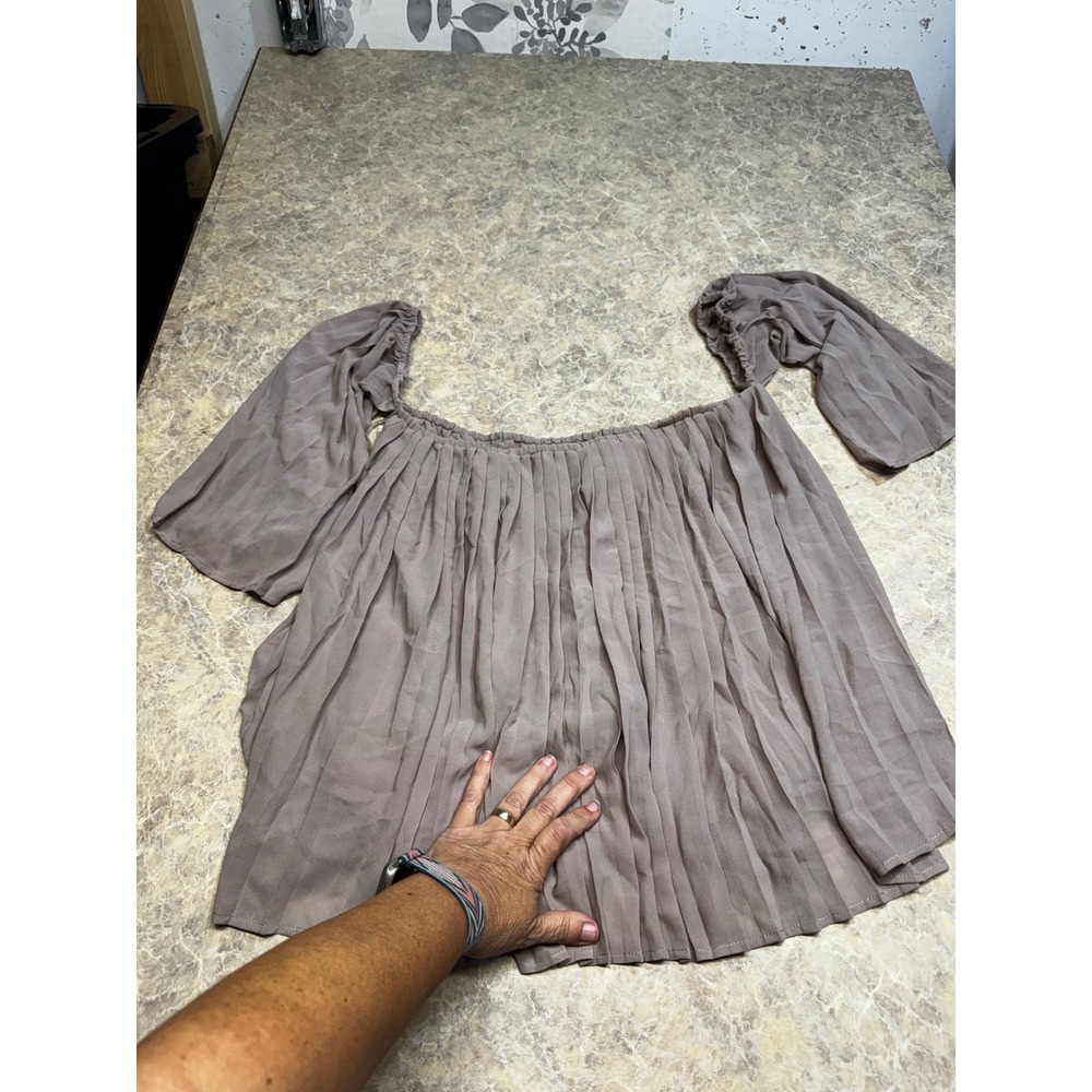 Illa Illa Women Taupe Mauve Pleated Off The Shoulder Blouse Large 4M06